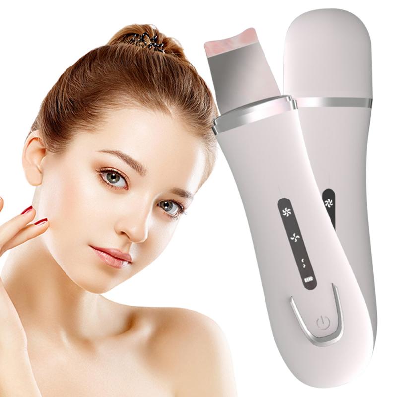 Clear Pores Easily with Electric Pore Cleaner
