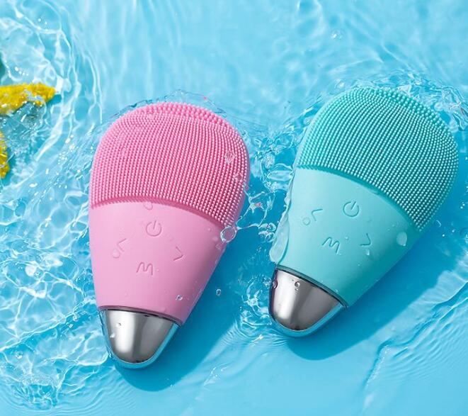 Electric Facial Brush for Deep Clean and Natural Glow
